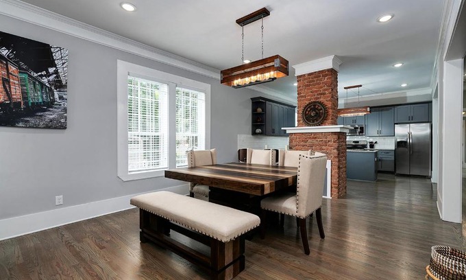 Church Street House | Atlanta Luxury Vacation Home by Downtown & Airport