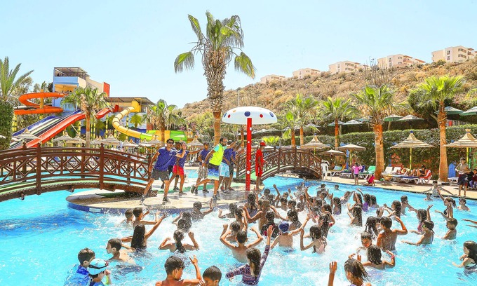 Imi Ouaddar Cabin | Atlantica Parc Beach