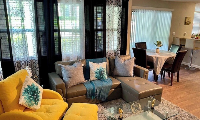 Sandy Springs Apartment | ATLGetaway Serenity’s Embrace/Free parking