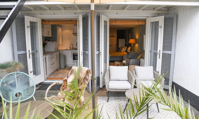 Alkmaar Apartment | Atmospheric and trendy apartment near the center of Alkmaar