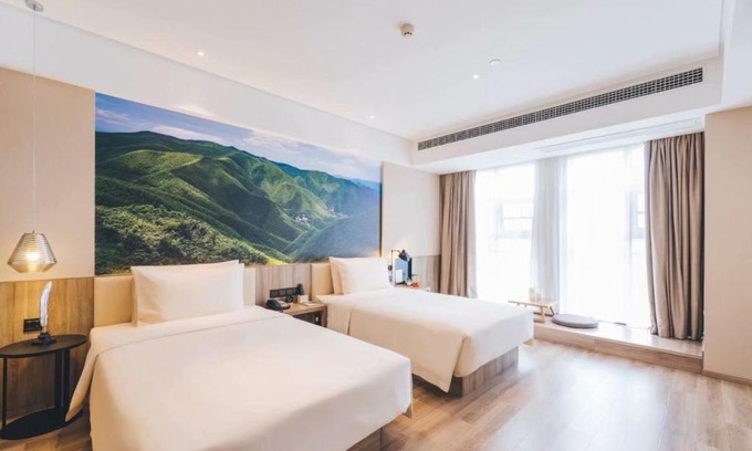 Nanguan Hotel | Atour Hotel Changchun Ecological Square