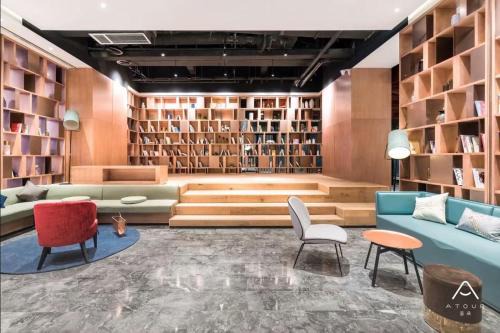 Wuhou Hotel | Atour Hotel Chengdu Yulin Huaxi