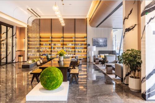 Jiangyang District Hotel | Atour Hotel Luzhou Finance Centre