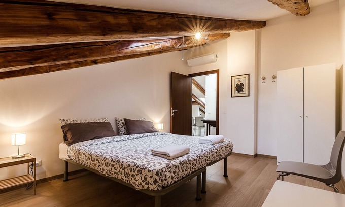 Roiano-Gretta-Barcola-Cologna-Scorcola Apartment | Attic in the park large and bright