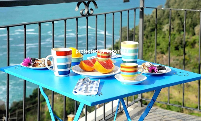 Corniglia Apartment | Attic Outstanding View