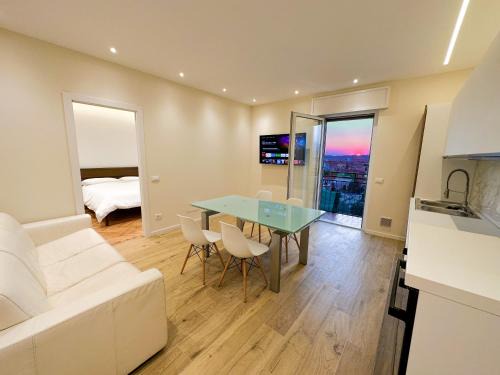 San Rocchino-Costalunga Apartment | Attici Alba e Tramonto Ospedale e Vista