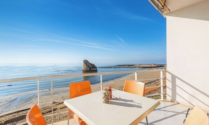 Torre Pali Apartment | Attico della Torre by BarbarHouse
