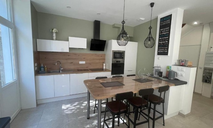 Ville Haute Apartment | Au Beau Duplex de la Basilique