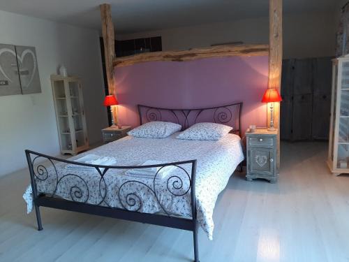 Saint-Martin-de-Fressengeas Bed & Breakfast | Au Cœur de Mauchat, pour une escapade romantique