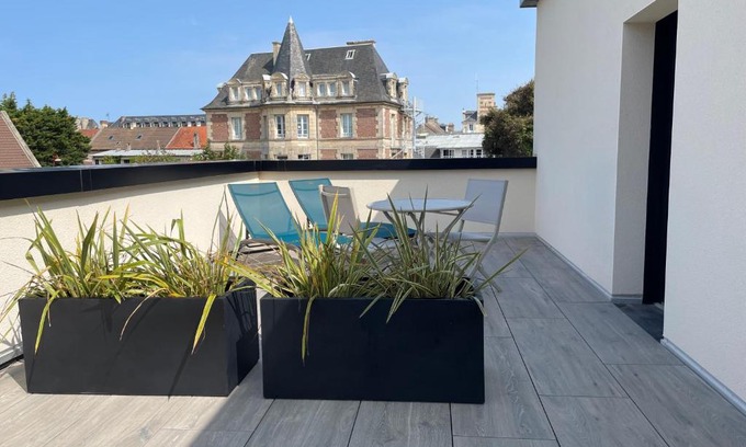 Lion-sur-Mer Apartment | Au charme des marées