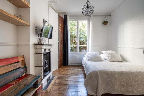 Saint-Ouen House | Au marche aux puces de saint ouen