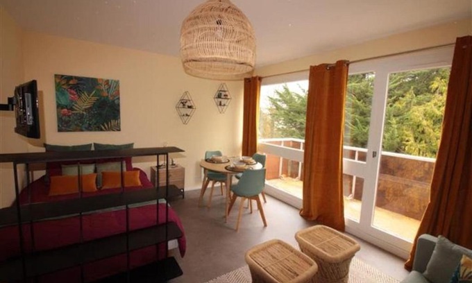 Valognes Apartment | Au parc de plaisance parking gratuit