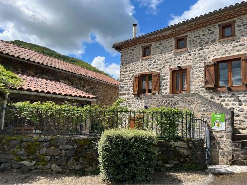 Molompize House | Au rythme de Plume et Louna