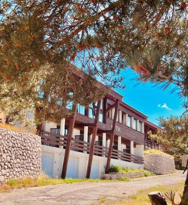 Greolieres les Neiges Hotel | Auberge Alpina