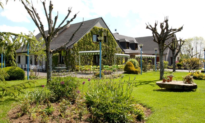 Mur-de-Barrez Hotel | Auberge du Barrez