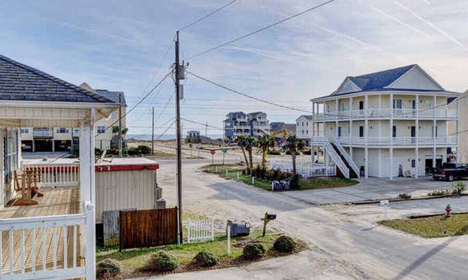 Surf City House | AUG REDUCED RATES! Modern Pet Friendly Home ~Ocean & ICW Views + Elevator