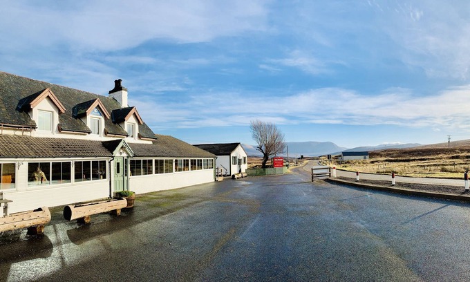 Mainland Hotel | Aultguish Inn