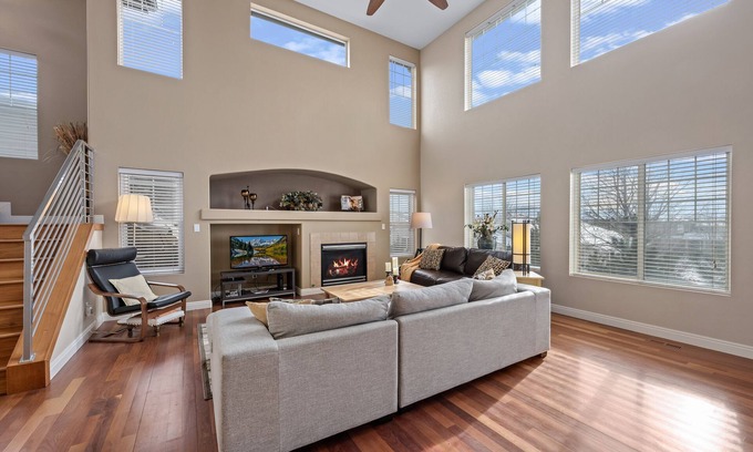 Conservatory House | Aurora Manor with Breathtaking Views
