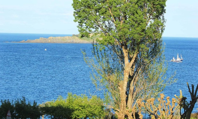 Bermeo Apartment | Aurrekoetxea 36 Vacation Rental - Talako Izarra