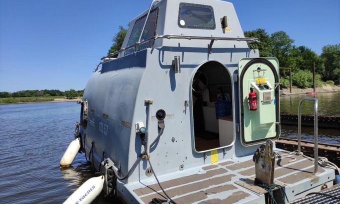 Neuland Boat Rental | Ausgebautes Rettungsboot GORCH POTT