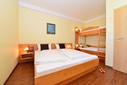 Ichenhausen Hotel | Autenrieder Gästehaus Schlossbräu