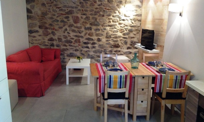 Laroque-des-Alberes House | Authentic Catalan house of character