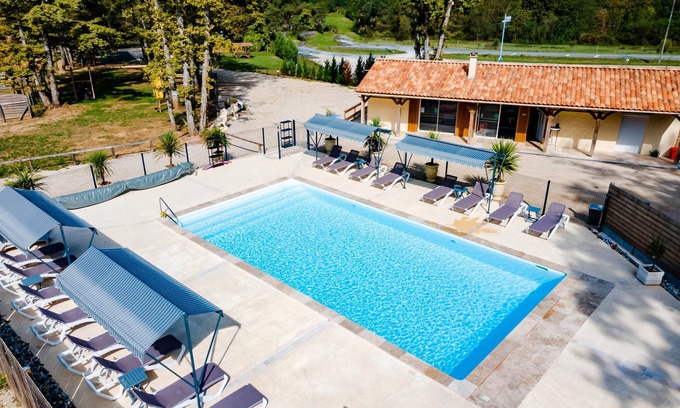 Thenon House | Authentic Stay in Dordogne – Comfortable Gîte with Heated Pool