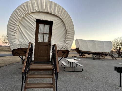South Oklahoma City House | Authentic Wagon Rentals for a Family Getaway near Norman, Oklahoma