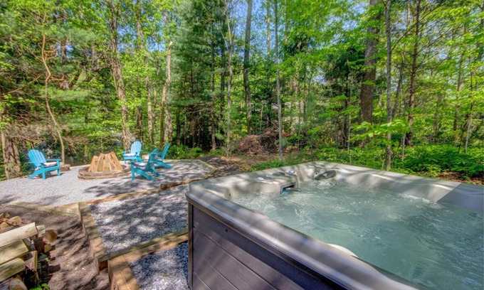 Asheville House | Available Now Bear Naked Mountain Top home near DT Asheville