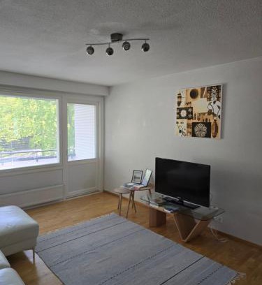 Heinola Apartment | Avara ja kodikas huoneisto parvekkeella
