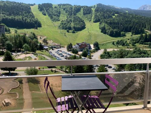 Villard-de-Lans Apartment | Avec balcon, au pied des pistes et randos