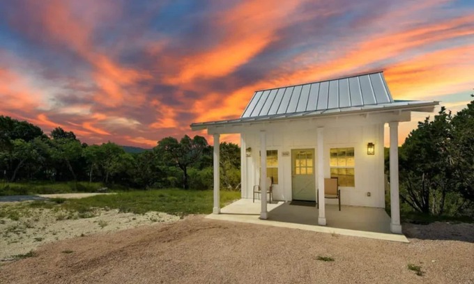 Dripping Springs House | "Avita"- Madrona Ranch -Views for Miles -30 Acres
