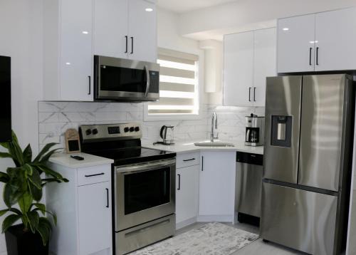 Symons Valley Apartment | Award winning boho paradise sunlit modern suite