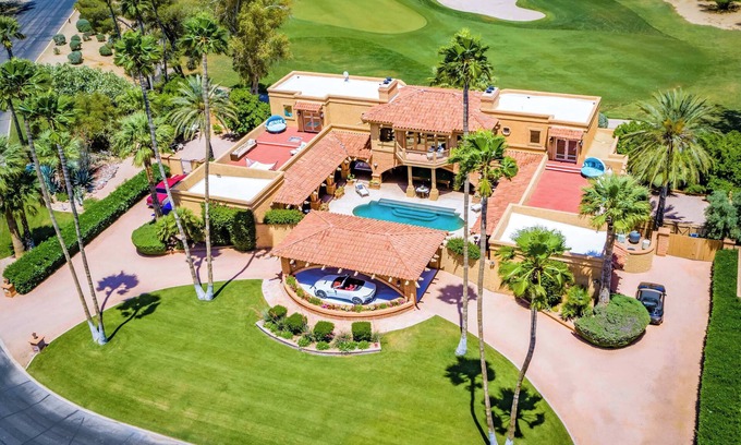 Camelback C C Estates Villa | Award-Winning Ritz Carlton Golf Green Estate|Sauna|Interior Pool|Jacuzzi|Gym|Mtn