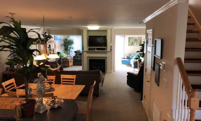 West Ocean City House | Awesome Beach Townhouse - available 7/31/21 - 8/10/21