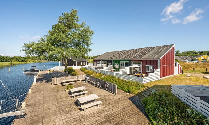 Øer Strand House | Awesome home in Ebeltoft with sauna