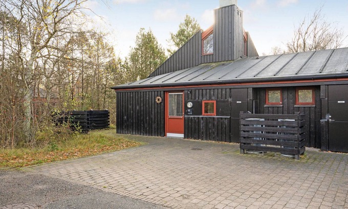 Grena Strand House | Awesome home in Grenaa with WiFi