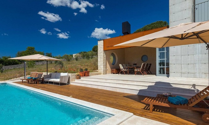 Kurili House | Awesome home in Kanfanar with sauna
