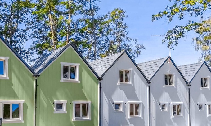 Miedzywodzie House | Awesome home in Miedzywodzie with WiFi