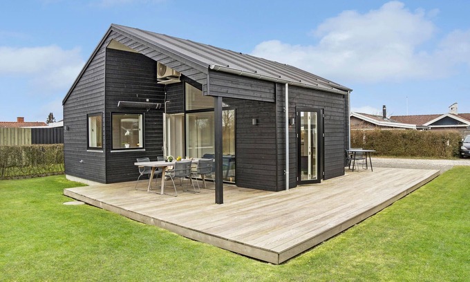Hasmark Strand House | Awesome home in Otterup with WiFi