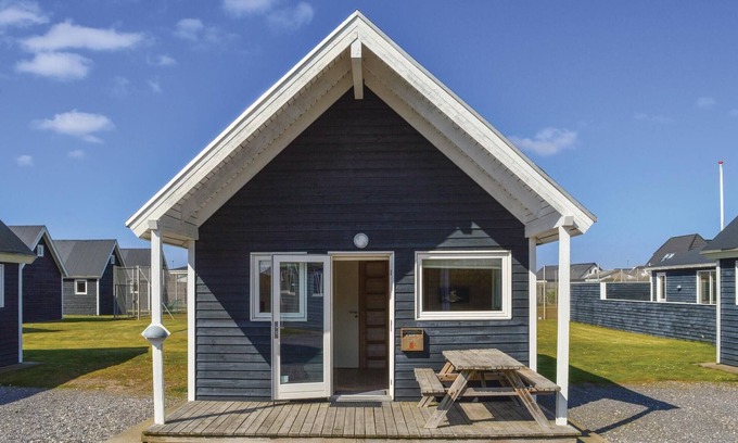 Thyboron House | Awesome home in Thyborøn with WiFi