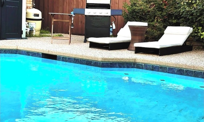 Mesquite House | awesome pool house with gym and spa