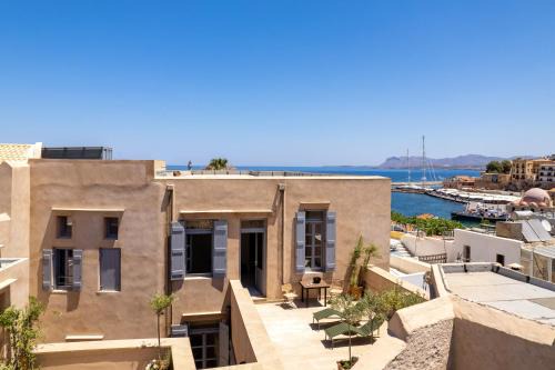 Old Town Hotel | AZADE Chania