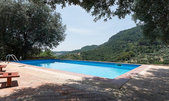 Santa Severina House | Azienda Agrituristica Le Puzelle