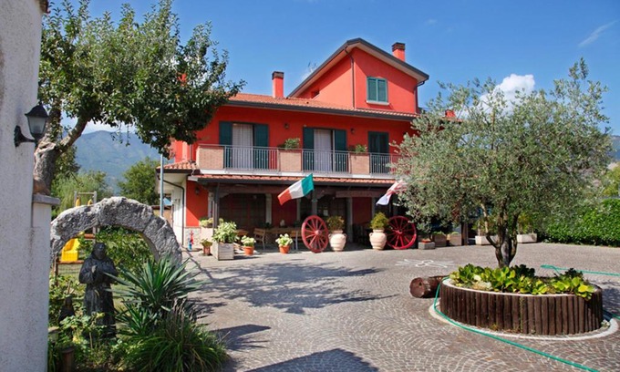 Montella House | Azienda Agrituristica Pericle