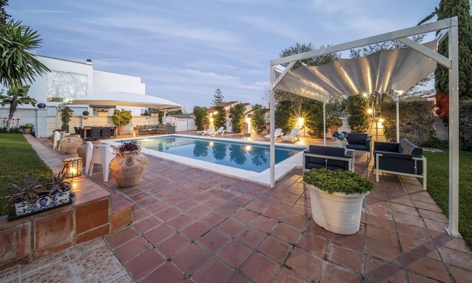 Tomares House | B&B Arena Sevilla