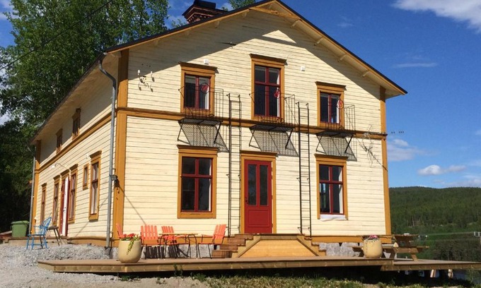 Bjartra Bed & Breakfast | B&B Bjärtrå