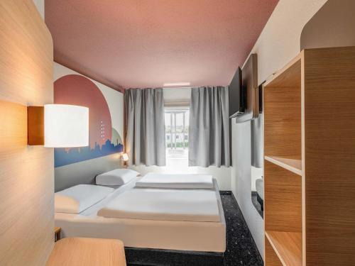 Lohfelden Hotel | B&B HOTEL Kassel-Lohfelden