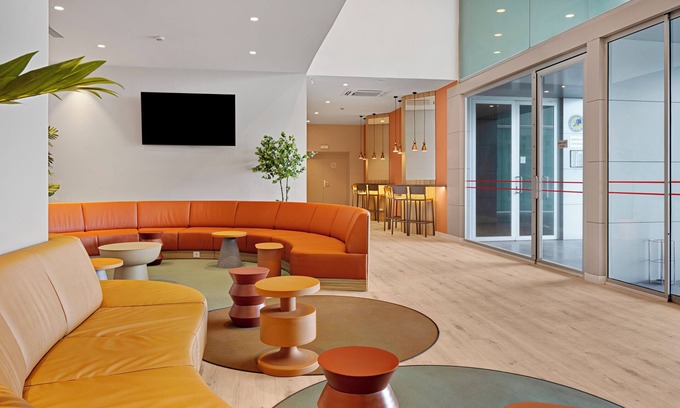 Viana Hotel | B&B HOTEL Logroño Las Cañas