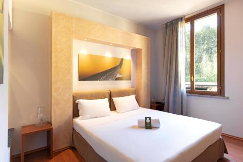 Vergiate Hotel | B&B HOTEL Malpensa Lago Maggiore